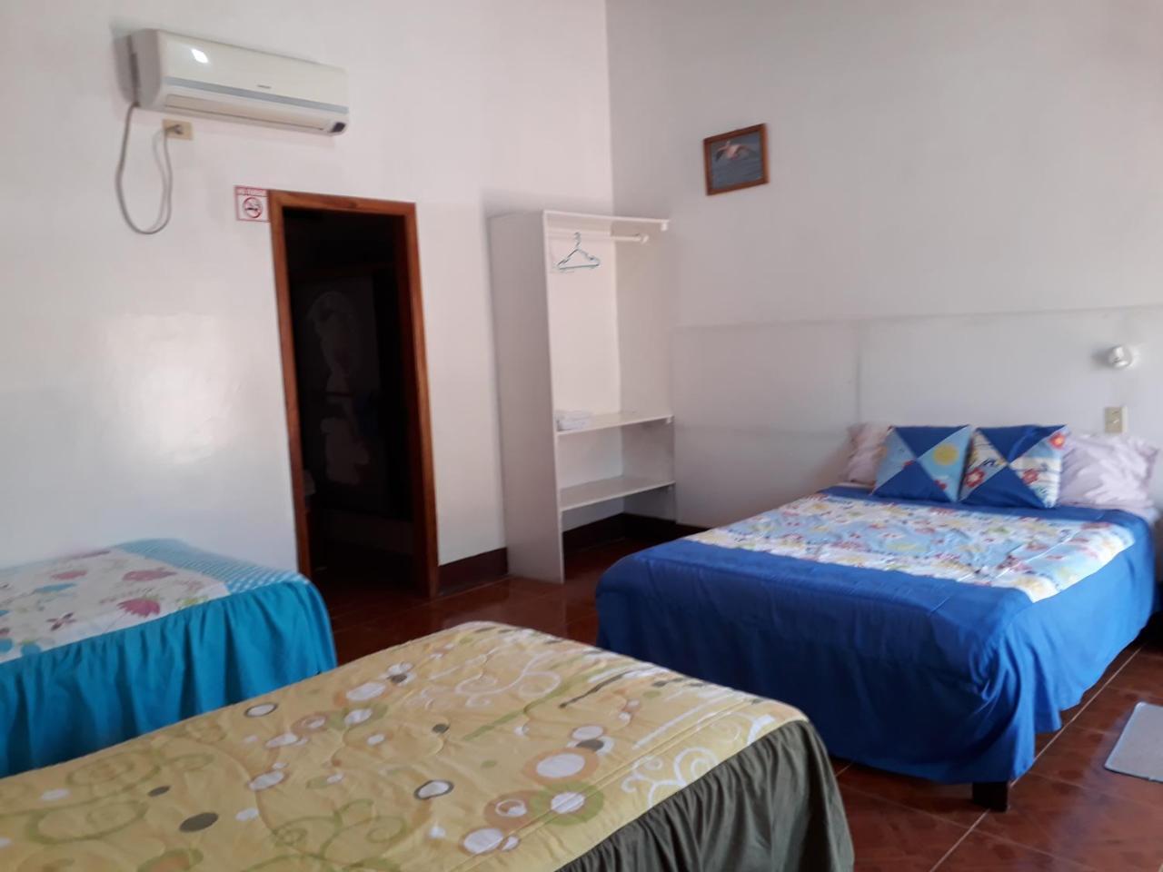 Hospedaje Mother Fanny Puerto Villamil Exteriör bild